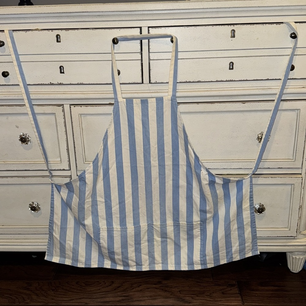 Blue & white Apron vertical striped apron two front pockets tie back one size - Picture 10 of 12